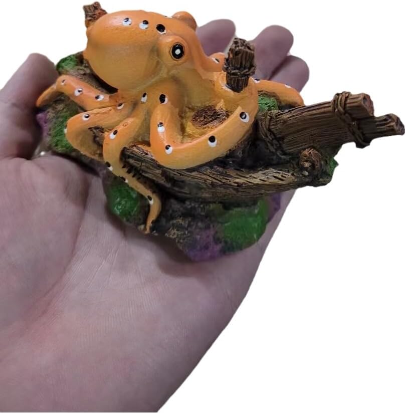 Small Aquarium Decoration Cute Octopuse Design Fish Tank Ornament Shipwreck Landscaping for Mini Small 5 10 Gallons Fish Turtle Tank