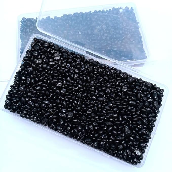 SOUJOY 3 LB Small Aquarium Substrate Gravel Sand, Polished Smooth Fish Tank Gravel, Black Crystal Chip Stone, Natural Decorative Mini Pebbles for Potted Plant, Vase Fillers, Fish Tank Rock
