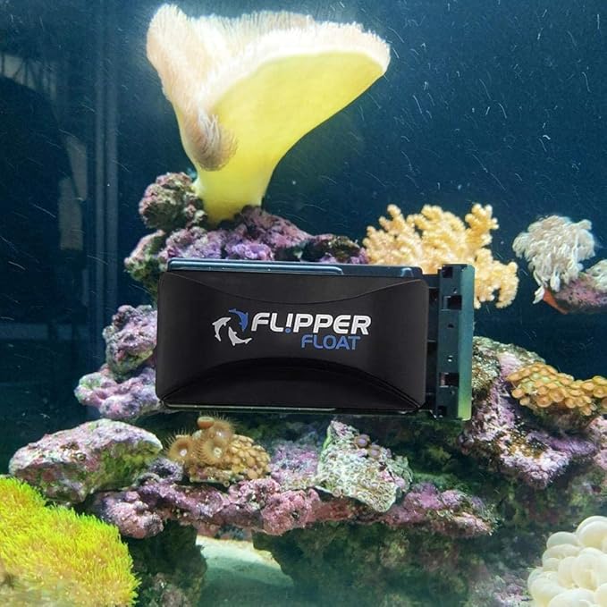Flipper Cleaner Float - 2-in-1 Floating Magnetic Aquarium Glass Cleaner- Scrubber & Scraper Aquarium Cleaning Tools & Standard Aquarium Scraper Replacement Blades