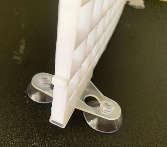 5 Pcs Aquarium Divider Tank Divider Panel Adjustable Plastic Bottom of Fish Tank Isolation for Shrimp Guppy Separation Easy to Cut Install with 10 Pcs Sucker (White)