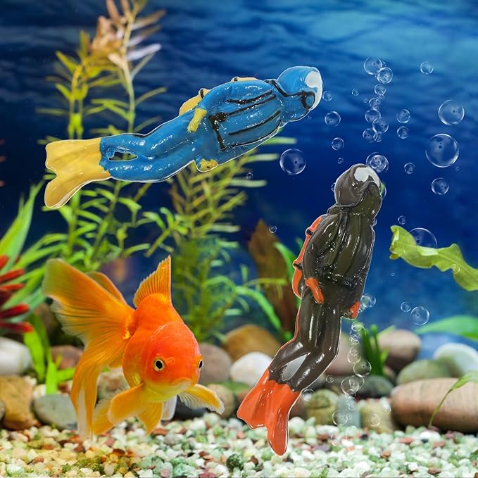 BESPORTBLE Scuba Diver Figurines: 4pcs Fish Tank Decorations, Resin Miniature People Set for Aquarium Landscape, Small Swimmer Model for Ocean Theme Cake Topper Sand Table