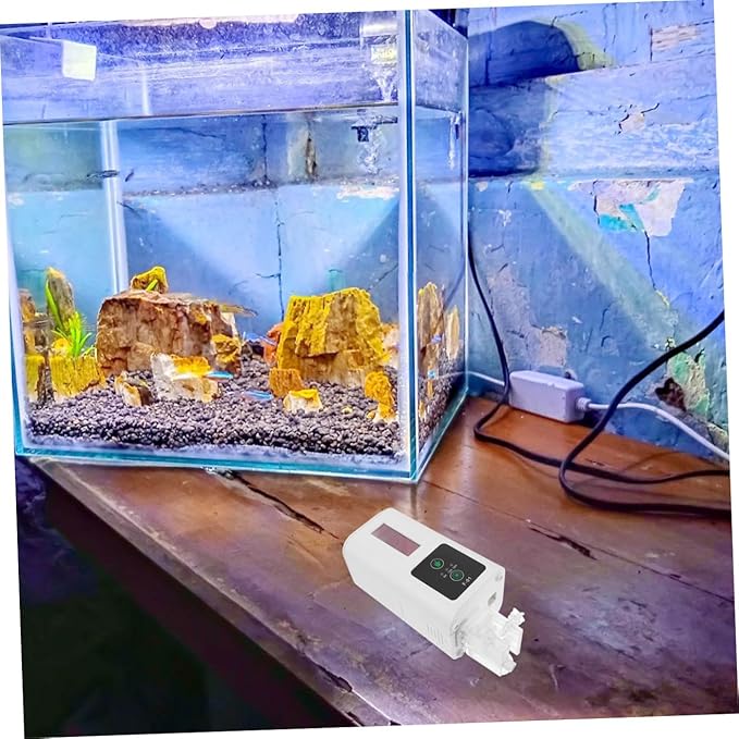 LALAFINA Automatic Fish Feeder and Turtle Feeder with Timer for Small Aquariums, Portable Aquarium Food Dispenser for Home Fish Tanks, Convenient Automatic Feeding Machine for Vacation Use