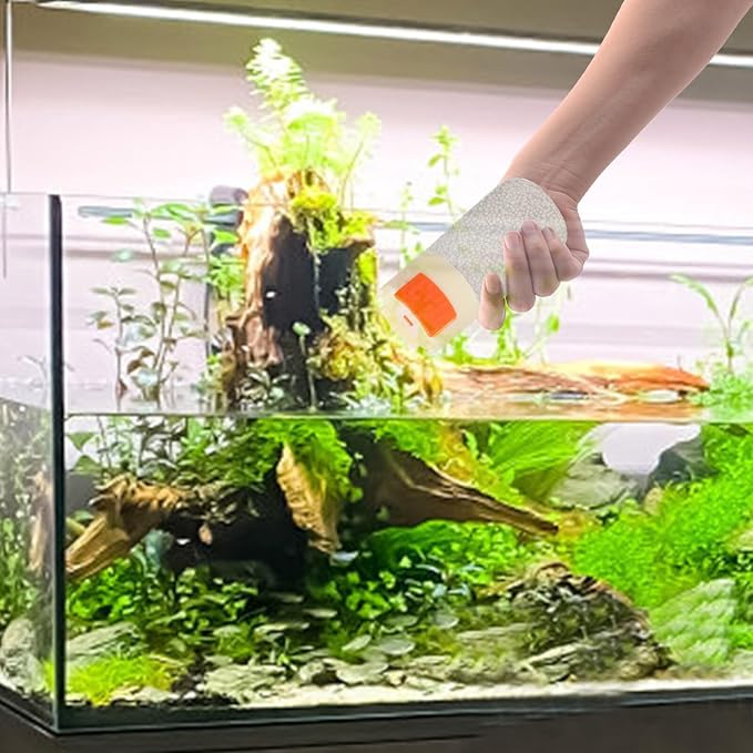 Fish Feeder Bottle for Small Aquarium, Non-Automatic Metering Feeding Container, Beige Moisture-Proof Fish Food Dispenser for Goldfish and Turtle Tanks