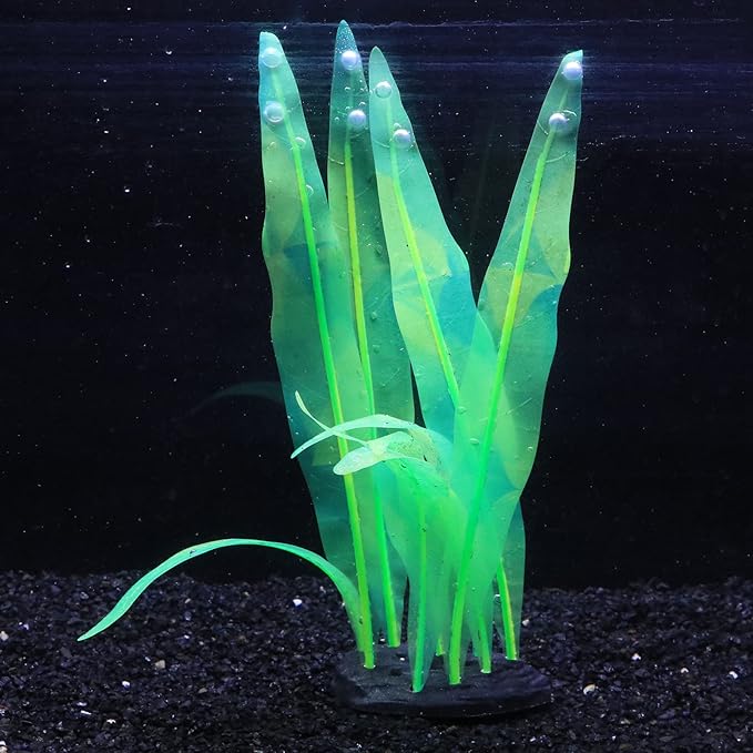 Soft Silica Gel Moves Naturally with Water Flow, Aquarium Decorations Glow in The Dark, Glowing Coral Ornaments for Fish Tank Decorations (Green, Kelp)
