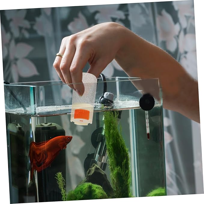 Happyyami Aquarium Feeder Bottle Fish Tank Feeder Food Dispenser Non-Automatic Freshness Maintained