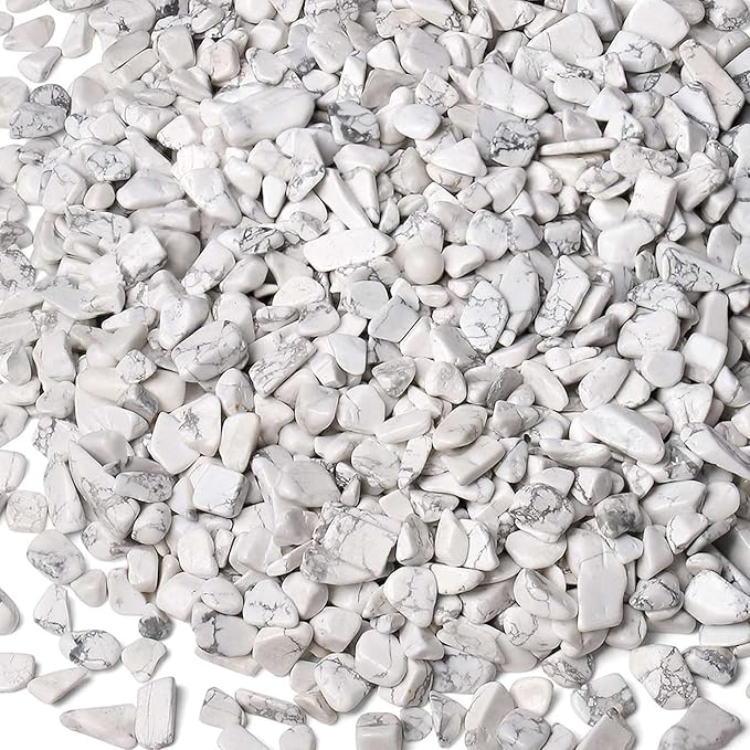 1lb Howlite Crystal Aquarium Gravel Polished Tumbled Stones Irregular Shaped Crystal Chips Bulk Natural Gemstone Rocks Vase Filler Fish Tank Gravel Home Decoration (450 Gram)