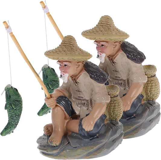 2pcs Fisherman Figurine Garden Decoration Realistic Resin Ornaments for Aquarium and Sand Table Decor for Indoor and Outdoor Use Random