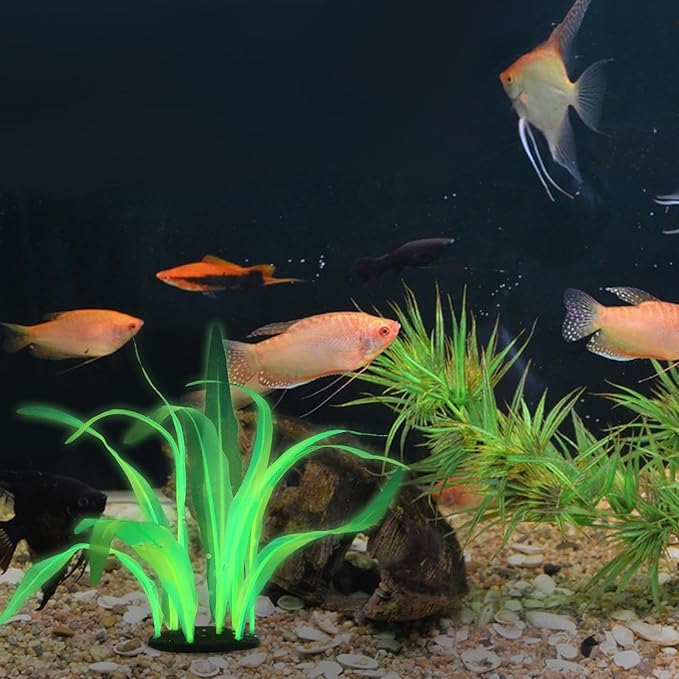 Styquenzer Silk Aquarium Plants, 7 Inch Tall Floating Glowing Decoration Plant Simulation Artificial Aquarium Plant Silk Fish Plants for Betta Fish Tank Decor Accessories, Green