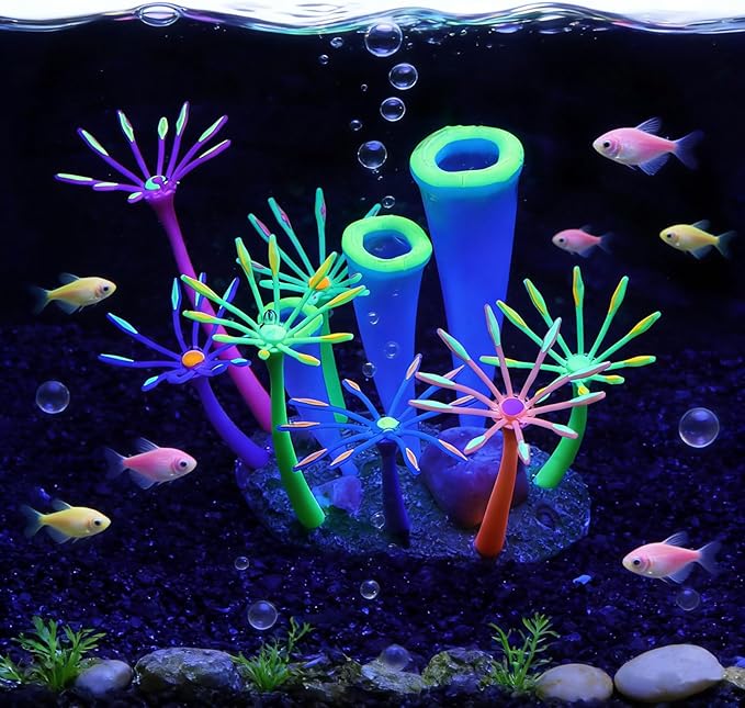 Glow in Dark Aquarium Fish Tank Decorations, Artificial Soft Anemone Coral Plants Ornaments for Aquarium Decor Landscape, Silicone Fish Tank Accessories Decorations (Green)