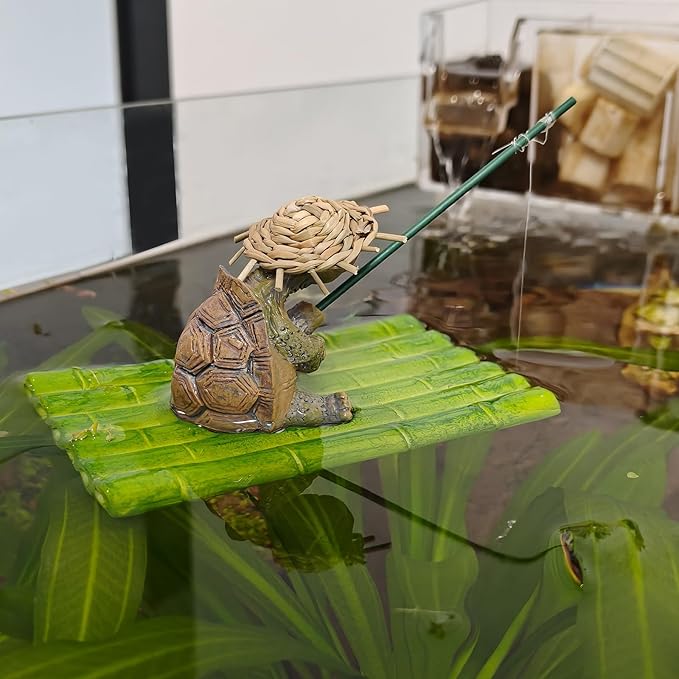 Resin Turtle on Leaf Raft Adorable Floating Aquarium Decor with Straw Hat Resin Figurine for Aquatic Fun