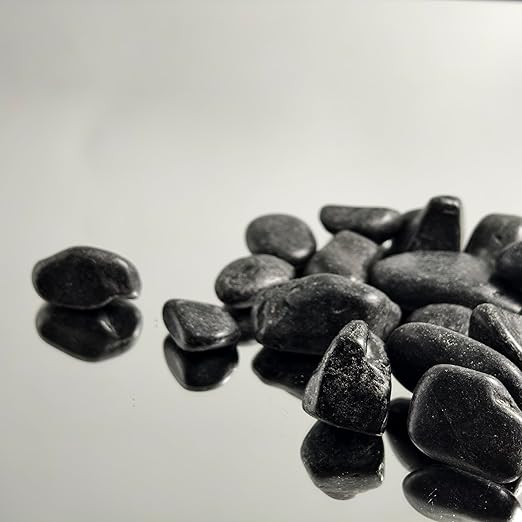 Black Pebbles,5/8“ Nature Pebbles for Indoor Plant Pots,Garden Decor,Gardening Stones, Garden Landscape (Black, 2LB)