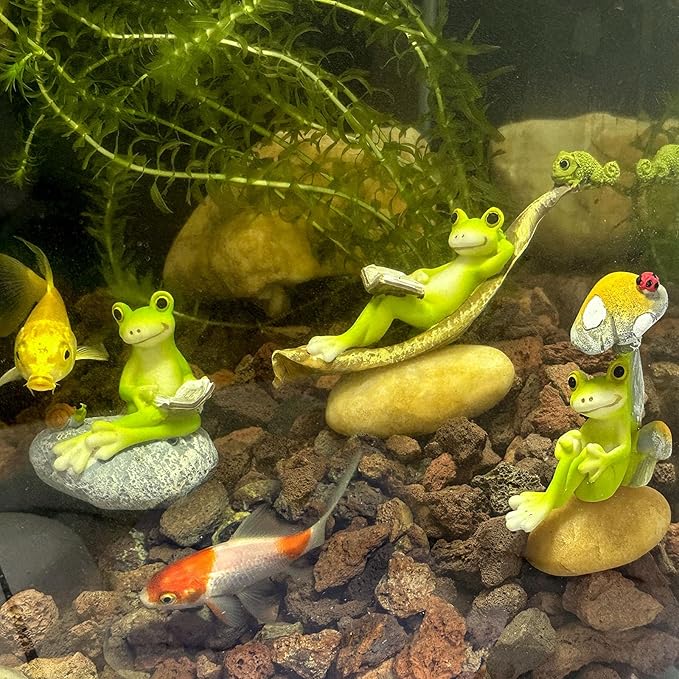 Resin Frog Ornaments for Fish Tanks and Home Decor,Enchanting Whimsical Frogs Reading Trio