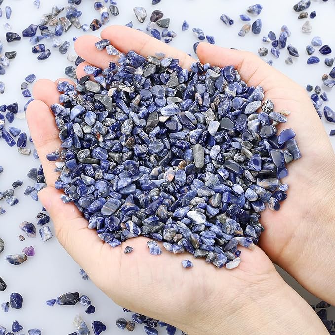 ZHIYUXI Blue Sodalite Crystal Chips Bulk Fish Tank Decorations Aquarium Rocks Gravel Vase Filler Stones Crystals for Candle Making Witch Kit Gravel for Plants Quartz Sand Gemstone 0.44 lbs