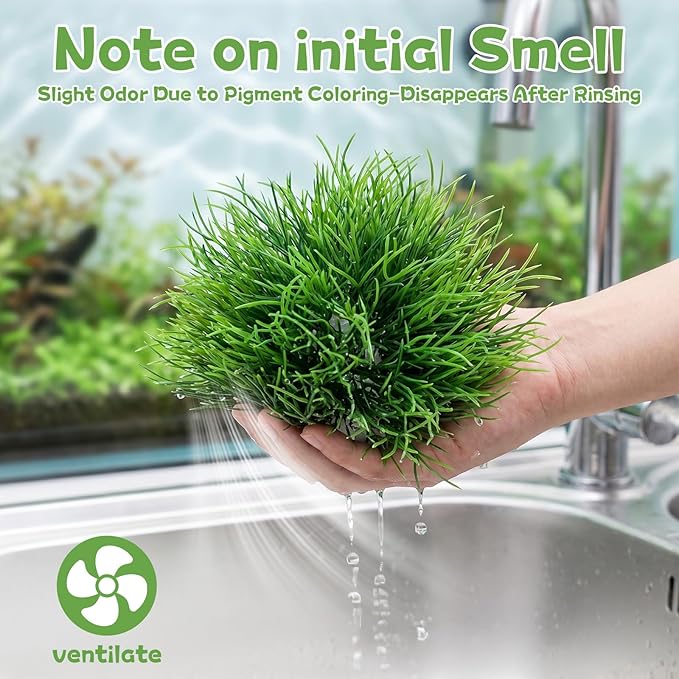 2Pcs Aquarium Décor Plastic Plants for Fish Tank, Green Natural Plastic Aquarium Plants, 3.5inch Fake Grass Ornament Plastic Artificial Plant Goldfish Waterscape Fish Hides Mini Grass Set