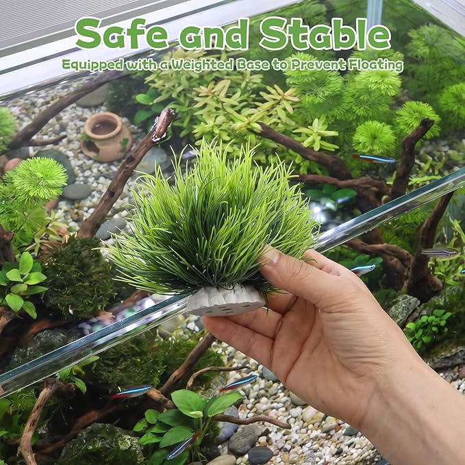 2Pcs Aquarium Décor Plastic Plants for Fish Tank, Green Natural Plastic Aquarium Plants, 3.5inch Fake Grass Ornament Plastic Artificial Plant Goldfish Waterscape Fish Hides Mini Grass Set