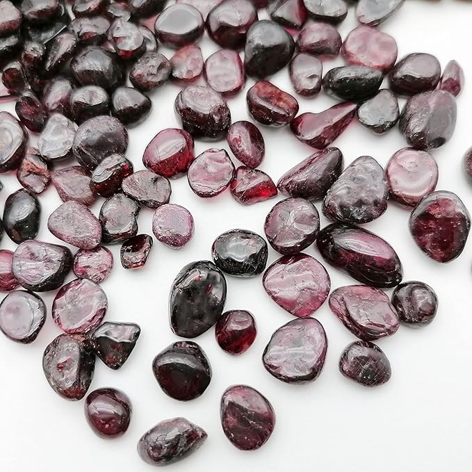 335g Assorted Garnet Quartz Crystals Rocks Garnet Crushed Crystal Quartz Tumbled Rocks and Crystals