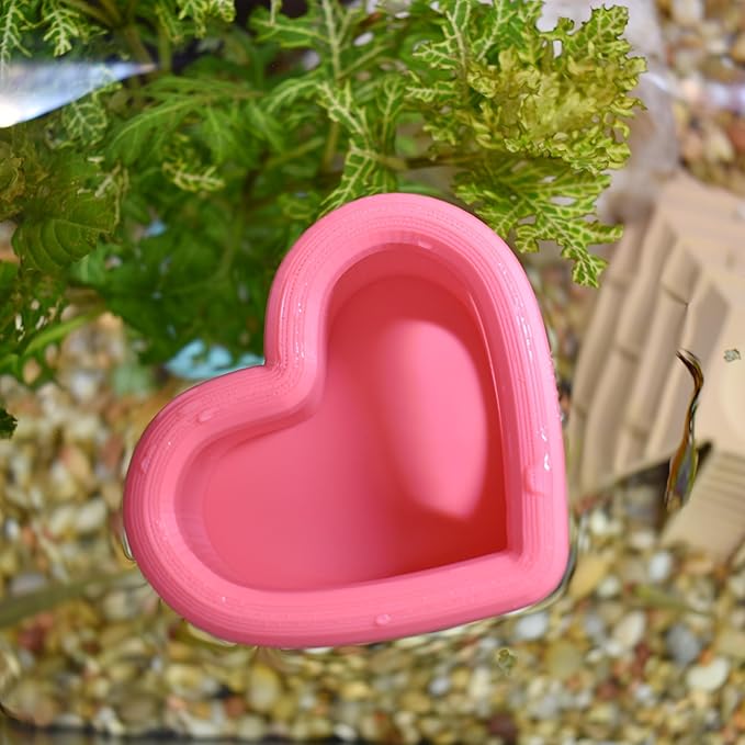 Heart Shaped Floating Fish Feeder, Floating Feeding Station, Aquarium Feeding Bowl, Unique Heart Shape Design, 3.3 x 2.7 x 1.8 Inches,
