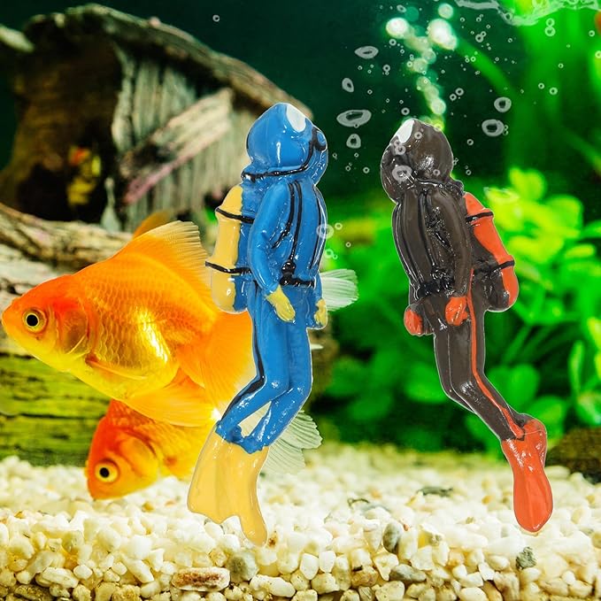 BESPORTBLE Scuba Diver Figurines: 4pcs Fish Tank Decorations, Resin Miniature People Set for Aquarium Landscape, Small Swimmer Model for Ocean Theme Cake Topper Sand Table