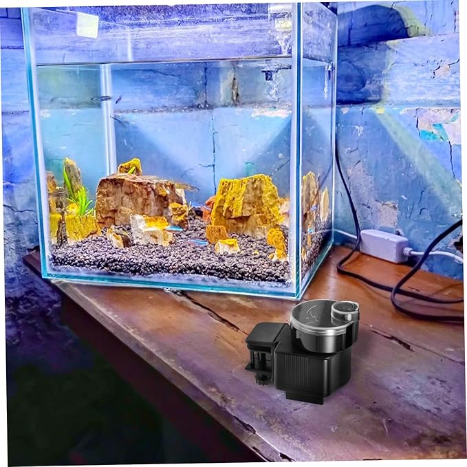 BESPORTBLE Automatic Fish Feeder for Aquarium Tank, Timer-Controlled Feeding Machine, Small Automatic Fish Food Dispenser Suitable for Goldfish and Turtles