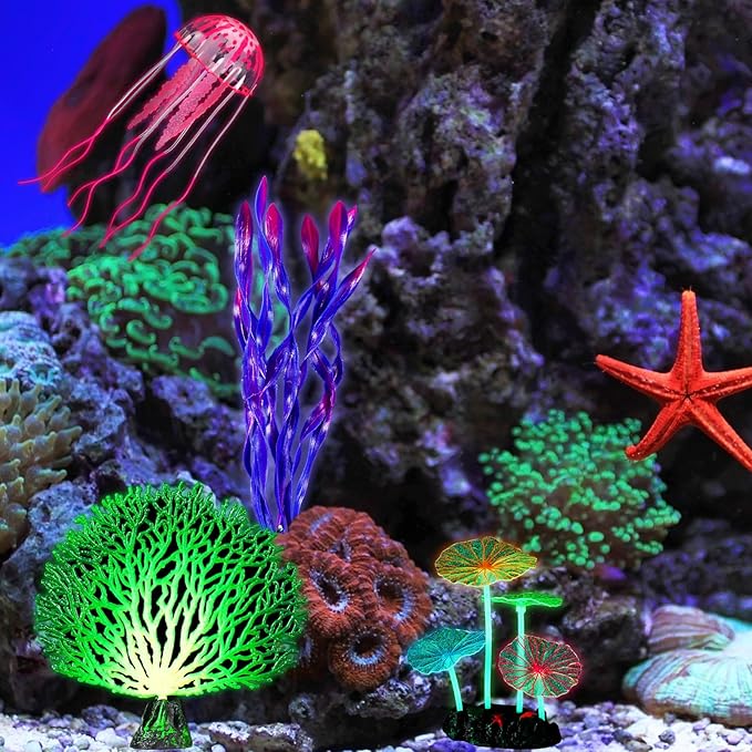 Frienda 8 Pieces Glowing Effect Fish Tank Decorations Artificial Plants with 2 Style Glowing Kelp, Sea Anemone, Simulation Coral, Jellyfish, Lotus Leaf, Mushroom for Aquarium Ornament(Blue, Pink)