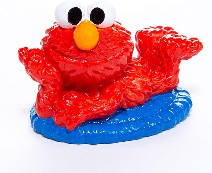 Penn-Plax Aquarium Decoration with Moving Treasure Chest, Floating Diver, and Bubble Action 4 Inches High