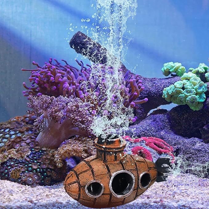Christmas Aquarium Decorations Floating Fish Tank Air Pump Decorations Include Hanging Lovely Diver for Aquarium and Retro Old Submarine Wreck Ornament Artificial Resin Accessories for Fish Tanks Pool